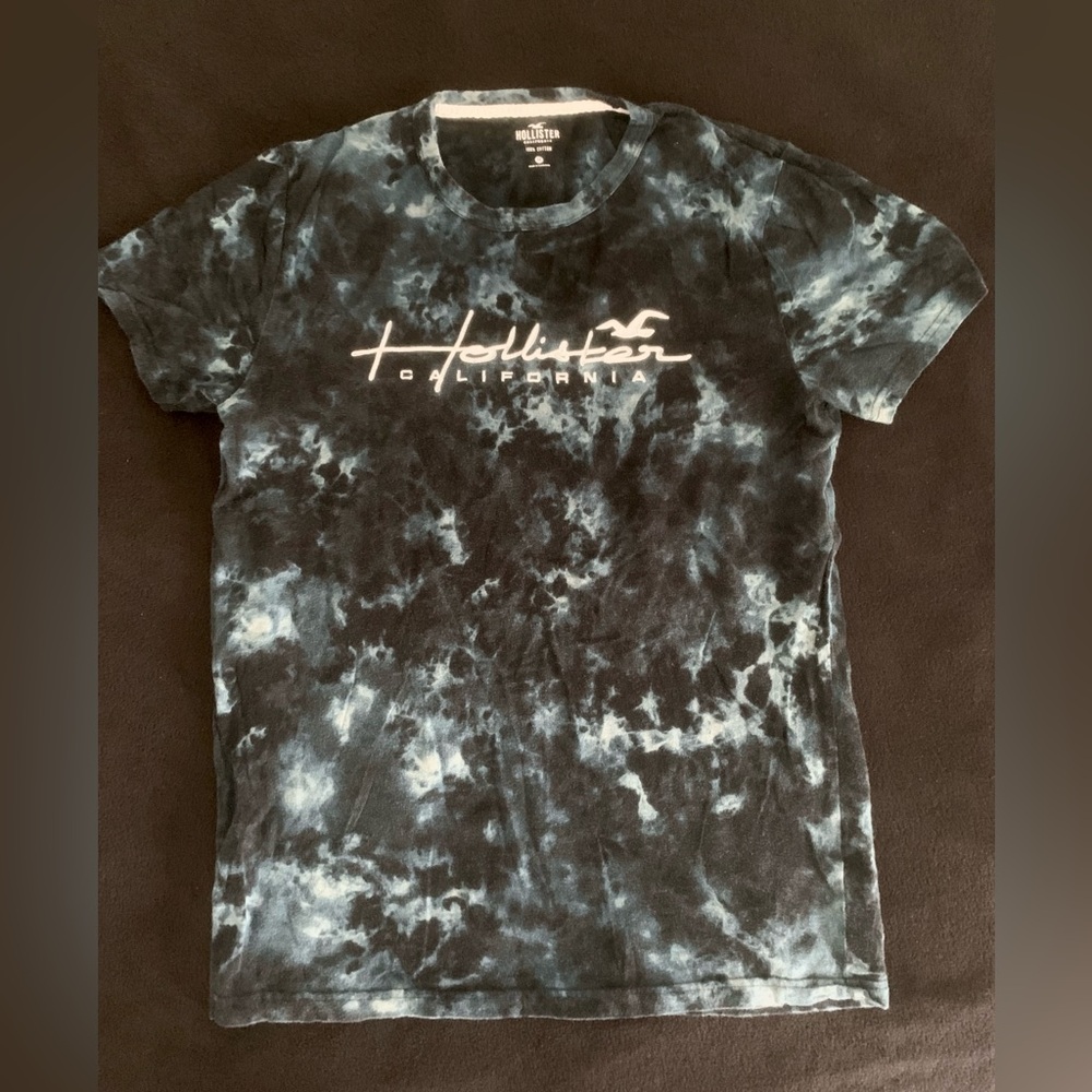 Hollister Logo Letters Tee Shirt